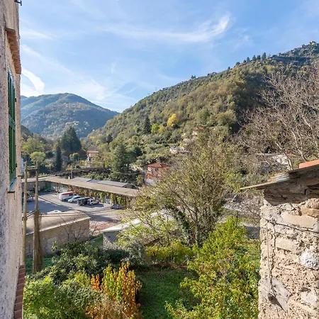 Simone Vacanze - Casa Utopia Molini di Triora