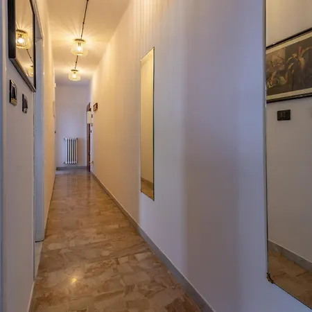 Simone Vacanze - Casa Utopia