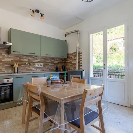 Simone Vacanze - Casa Utopia Molini di Triora