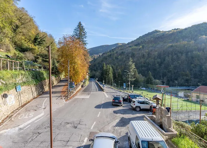 Simone Vacanze - Casa Utopia Molini di Triora