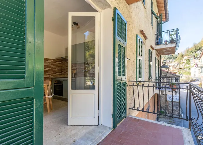 Simone Vacanze - Casa Utopia * Molini di Triora